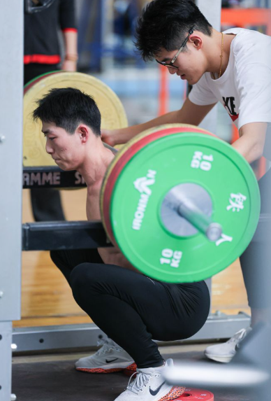 畅享社交乐趣的九游娱乐