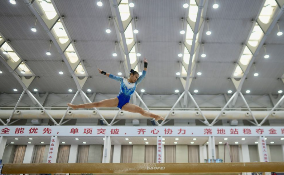 与好友一起分享九游娱乐棋盘乐趣