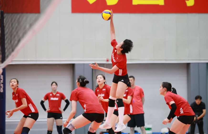 九游娱乐app大厅中的新手指导与游戏推荐